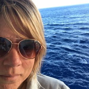 Meet your Posher, Kara